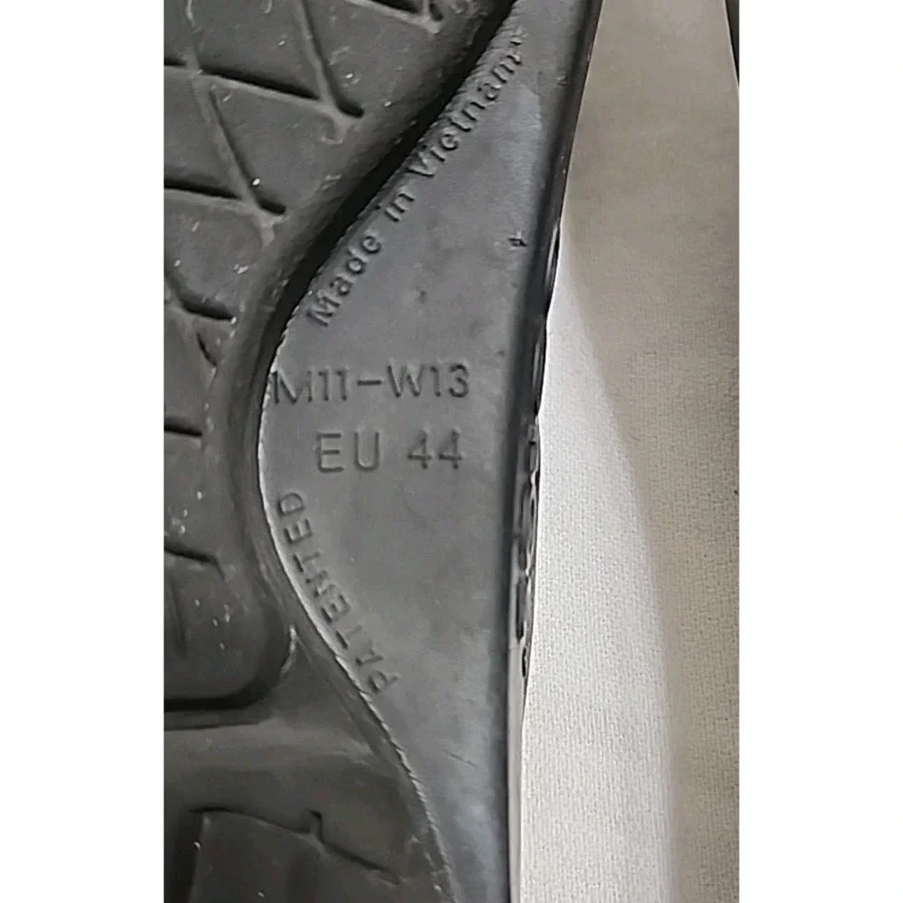 OOFOS OOriginal Sport Sandals Recovery Thongs Gray Men's 11/Women's 13 EU 44‎